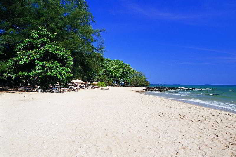 Palmeraie Beach Hotel, Rayong Ban Ang Extérieur photo